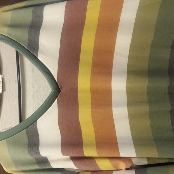 Nwt Boutique Brand long sleeve - Picture 4 of 6